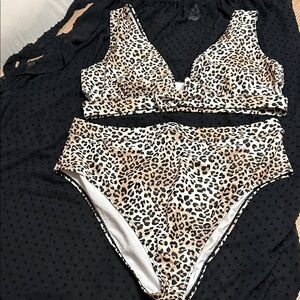 Elegant Black Sheer Skirt Bathing Suit Cover - Up & Bikini Size 16 - 18